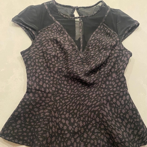 Guess Tops - Brand new Guess shirt